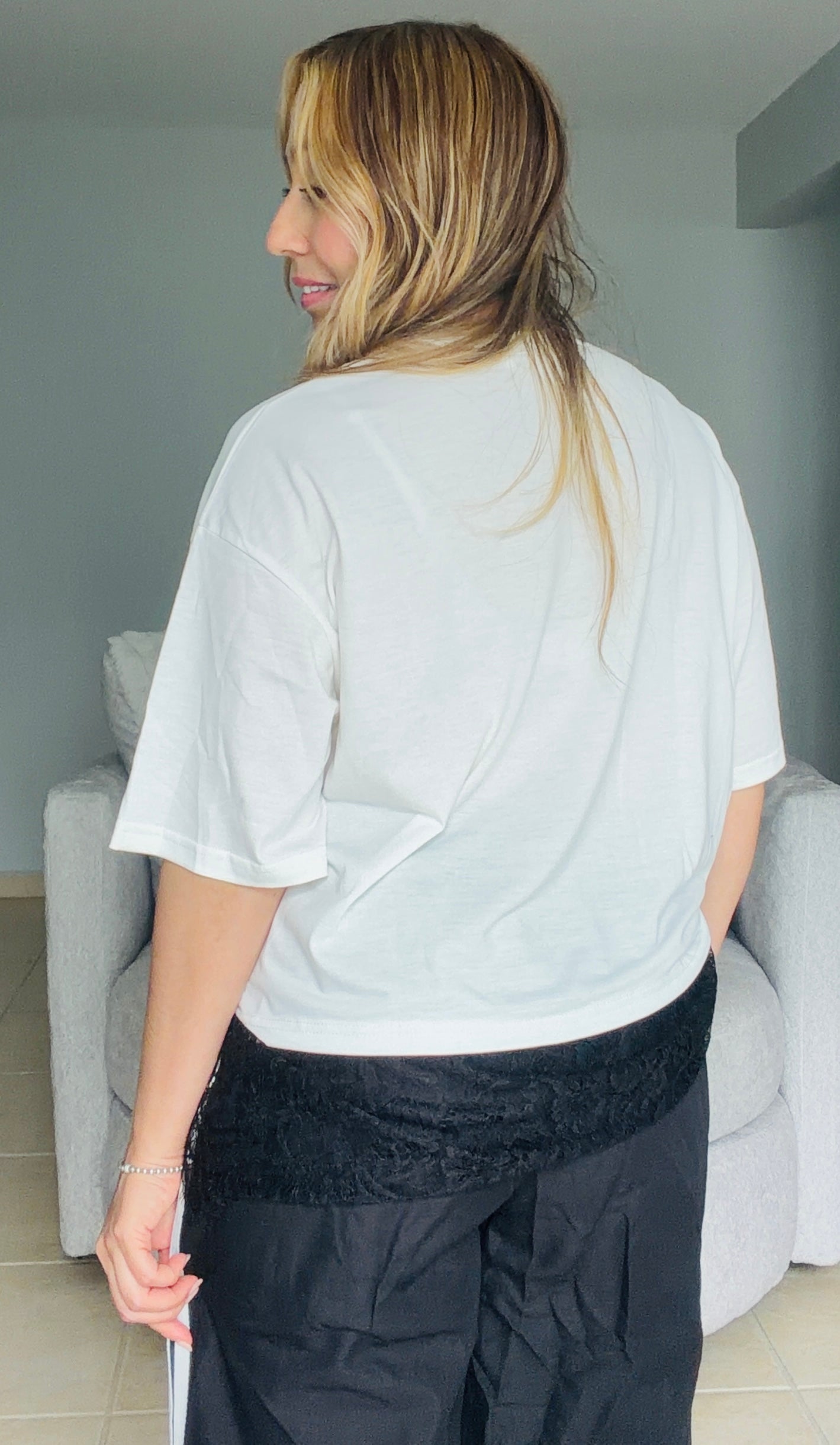 Mary Lace Hem Short Sleeve T-Shirt-White