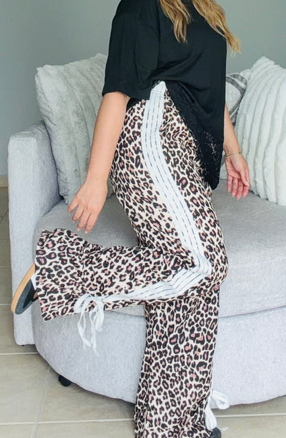 Roseamy Leopard Casual Pants