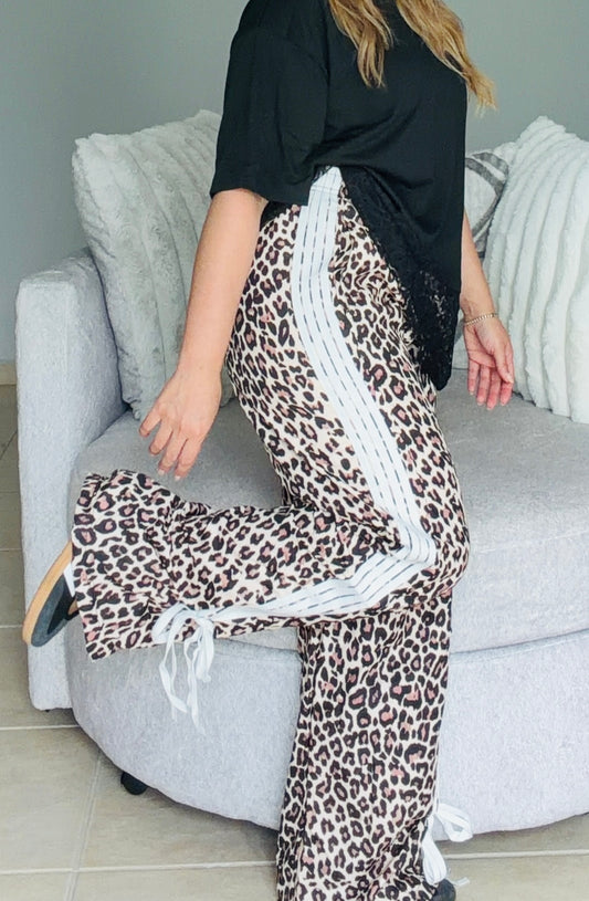 Roseamy Leopard Casual Pants